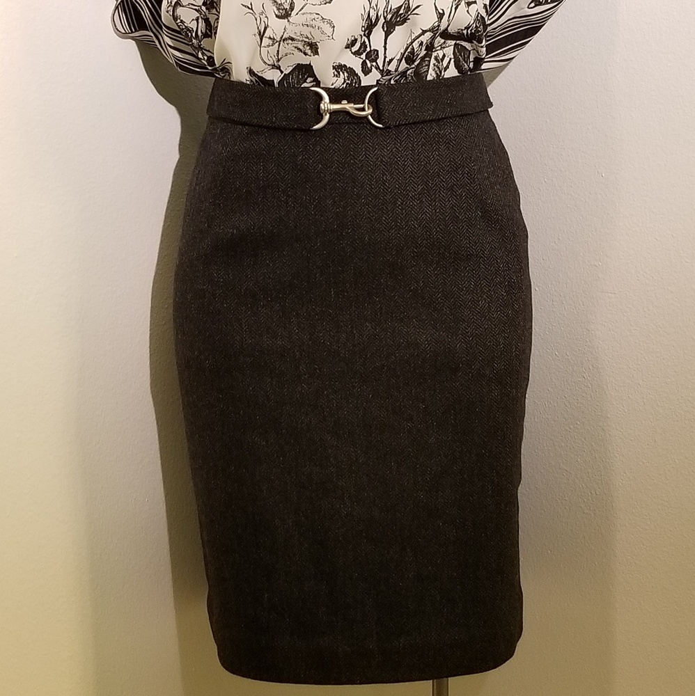 BANANA REPUBLIC • Tweed Pencil Skirt